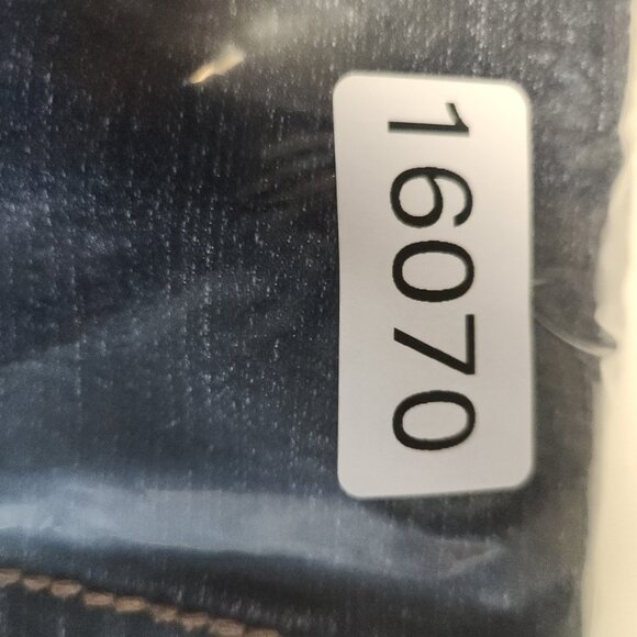 Y2K Women's Denim Micro Mini Shorts Size 5/6 Festival Booty Low Rise Embellished - Picture 10 of 10